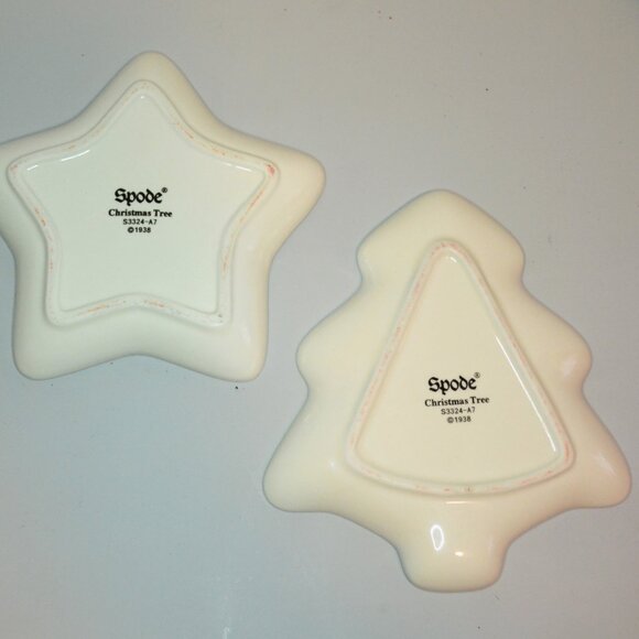 Set Of 2 Spode Christmas Tree Trinket Dishes Star Shape NIB Holiday Decor - Picture 3 of 3